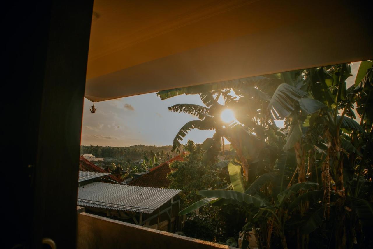 Prasi Sunrise Homestay Toyapakeh Ngoại thất bức ảnh