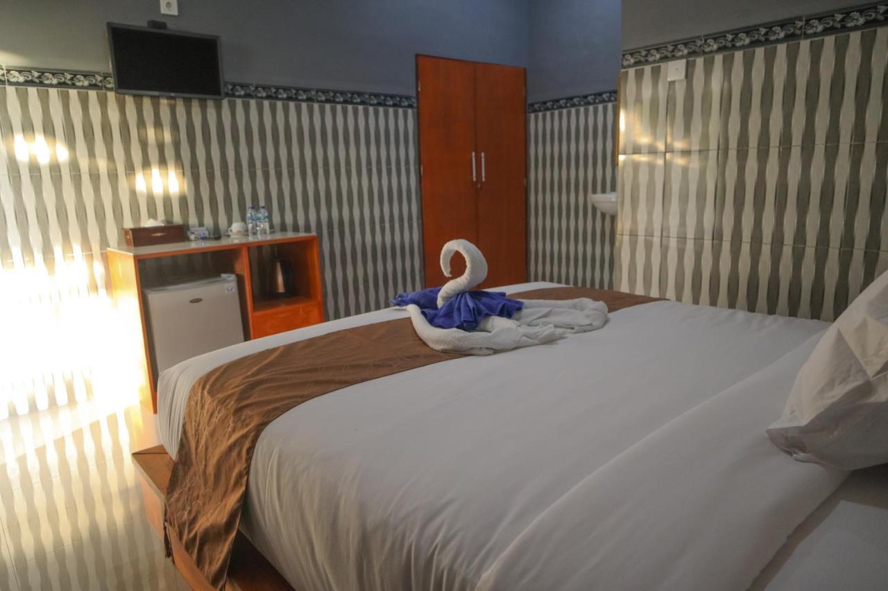 Prasi Sunrise Homestay Toyapakeh Ngoại thất bức ảnh