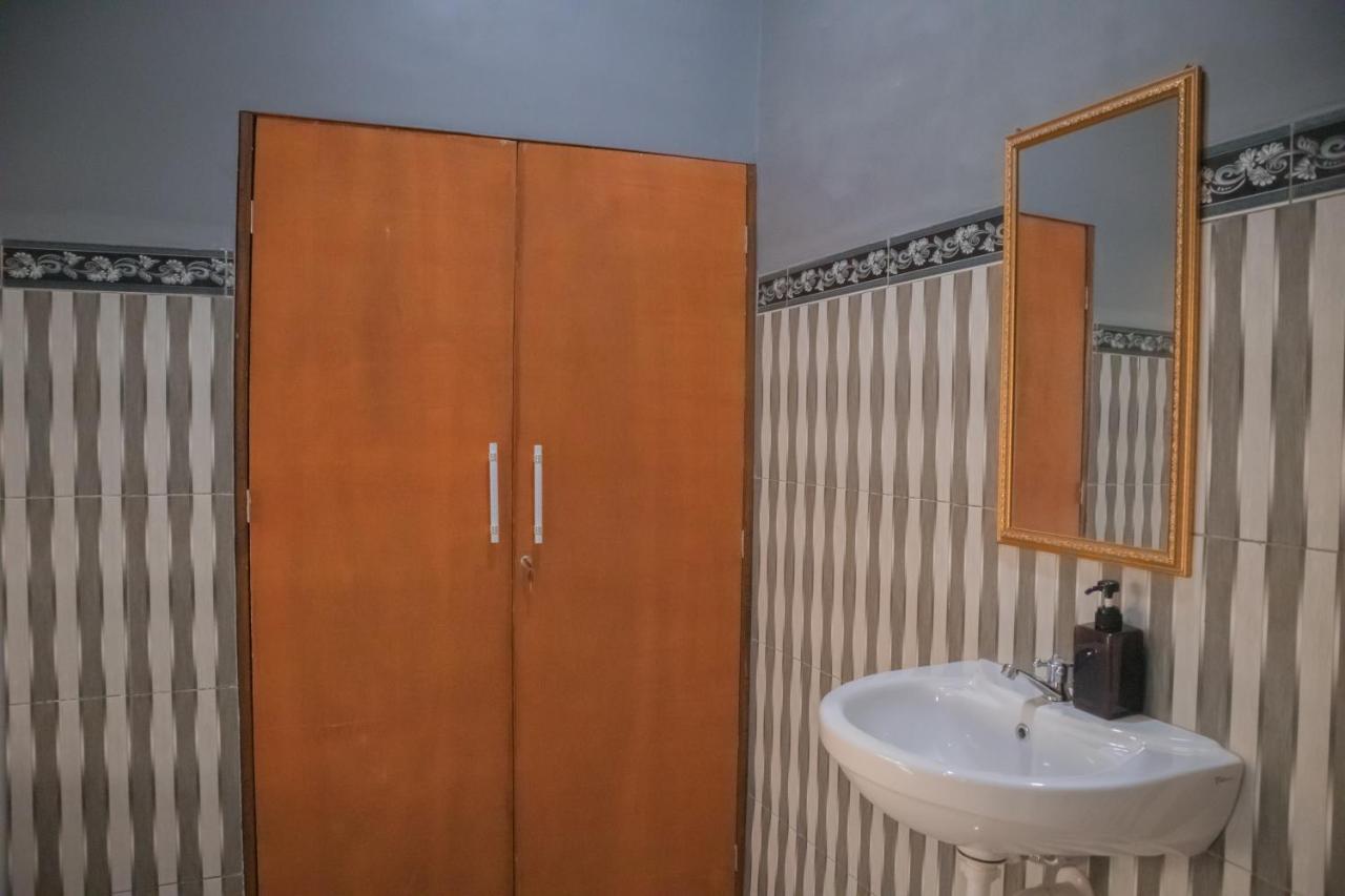 Prasi Sunrise Homestay Toyapakeh Ngoại thất bức ảnh